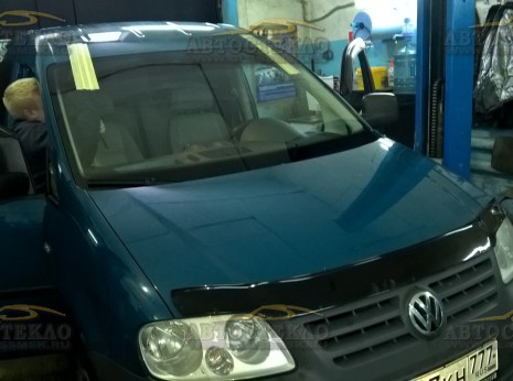 Замена лобового стекла Фольксваген Кадди (Volkswagen Caddy).