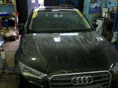 Замена лобового стекла Ауди А3 (Audi A3) седан.